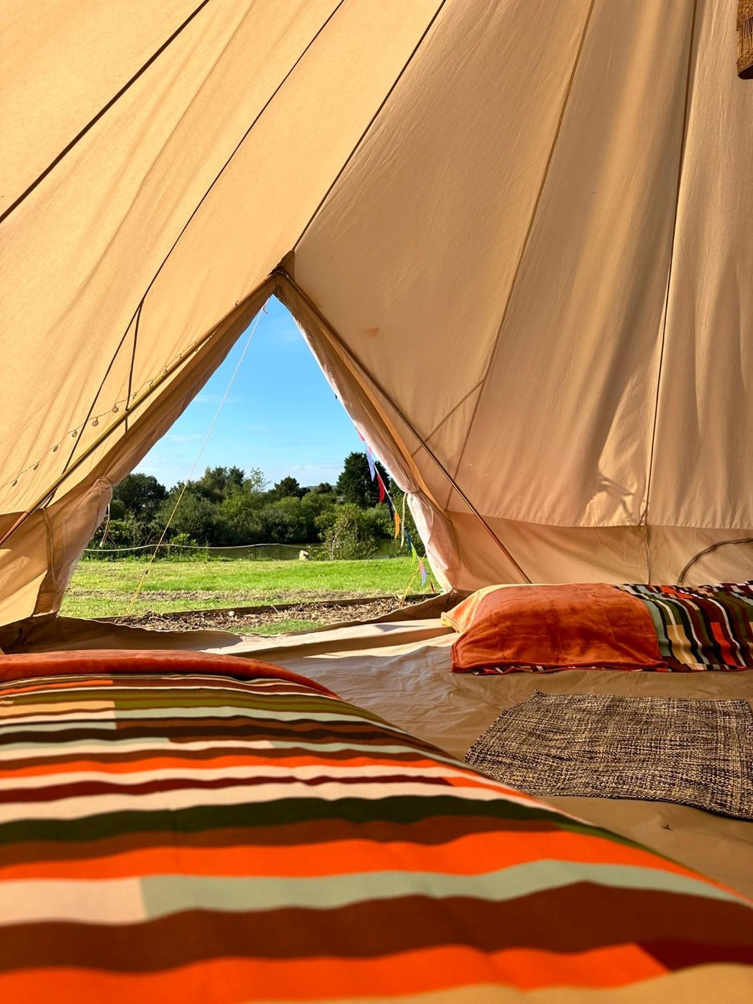 Lakeside Glamping Firecrest St Columb Major Extérieur photo